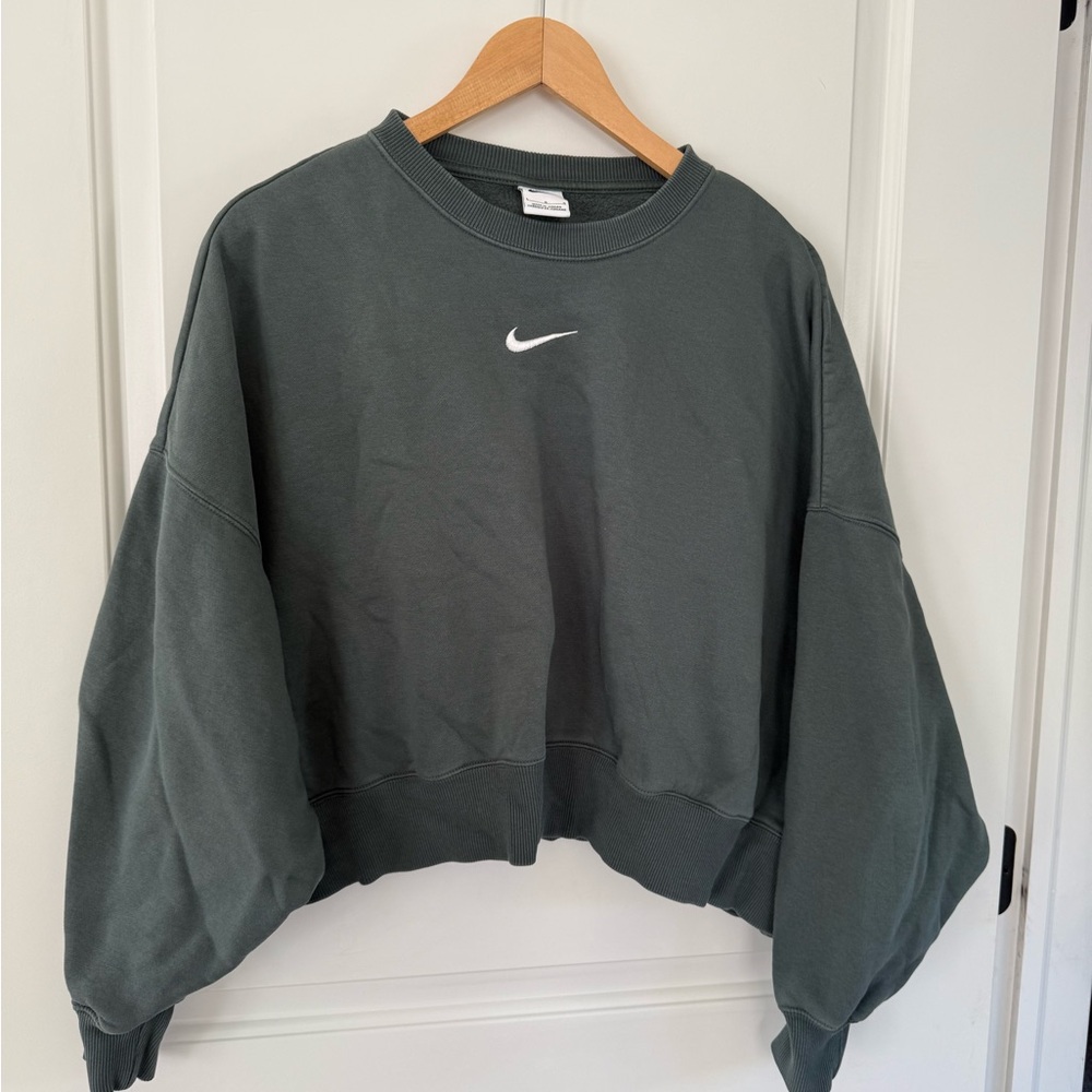 Nike Women's Dark Green Sweatshirt